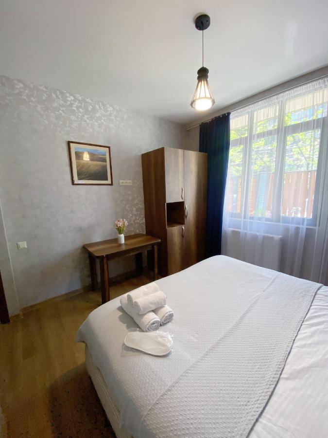 Tbilisi Central Hotel ภายนอก รูปภาพ