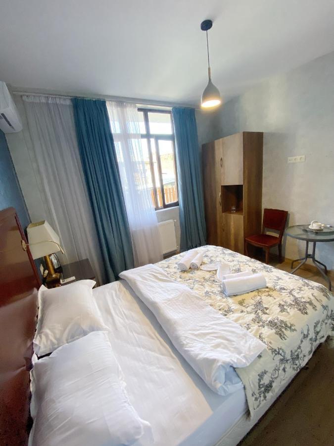 Tbilisi Central Hotel ภายนอก รูปภาพ